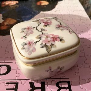 Vintage San Francisco Music Box Company Music Box